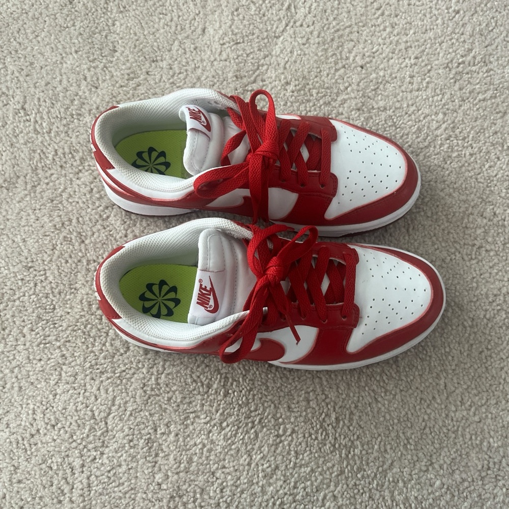 Nike dunks red and white shoes